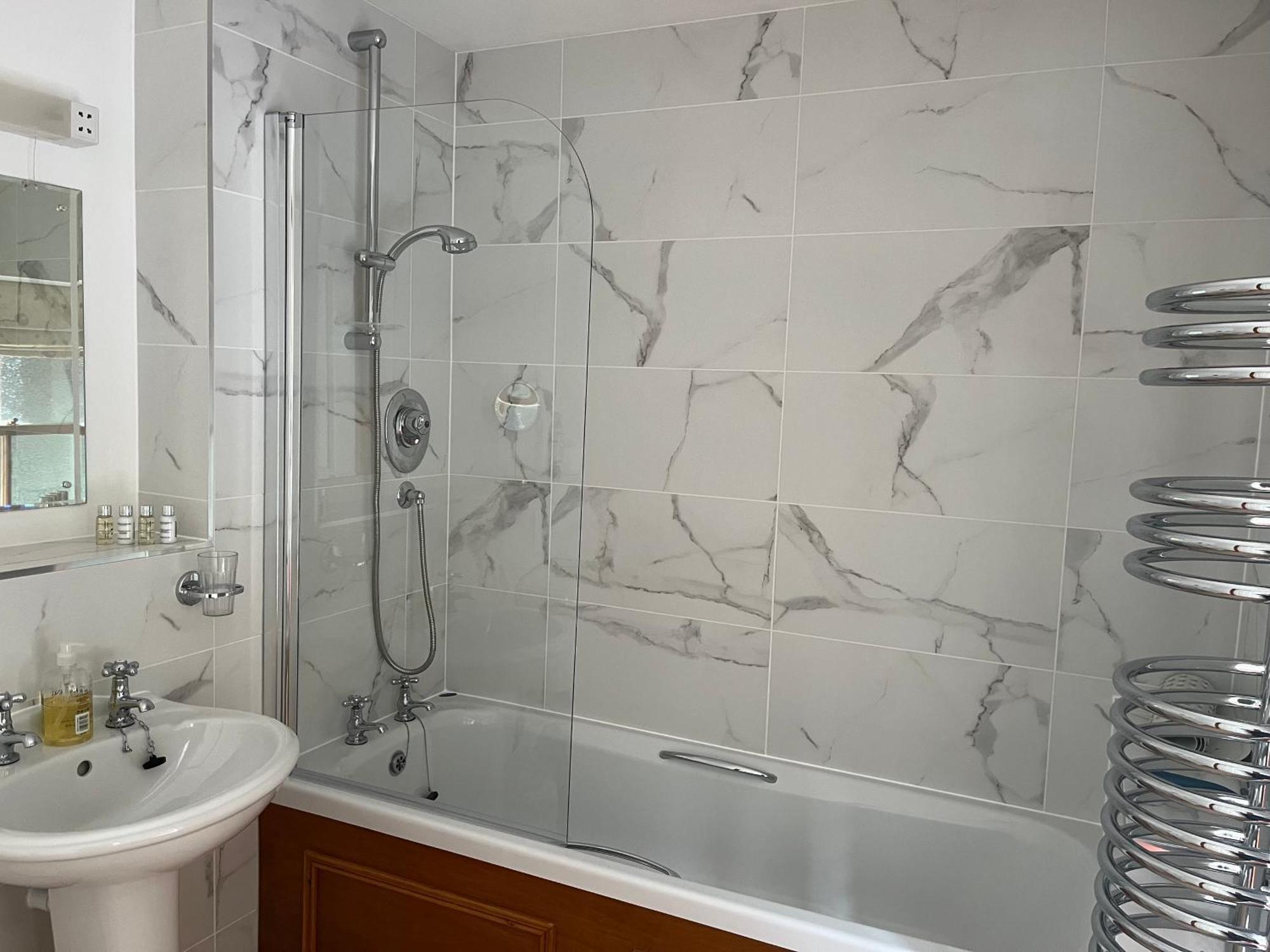דאנקלד Lairds And Keepers Apartments מראה חיצוני תמונה