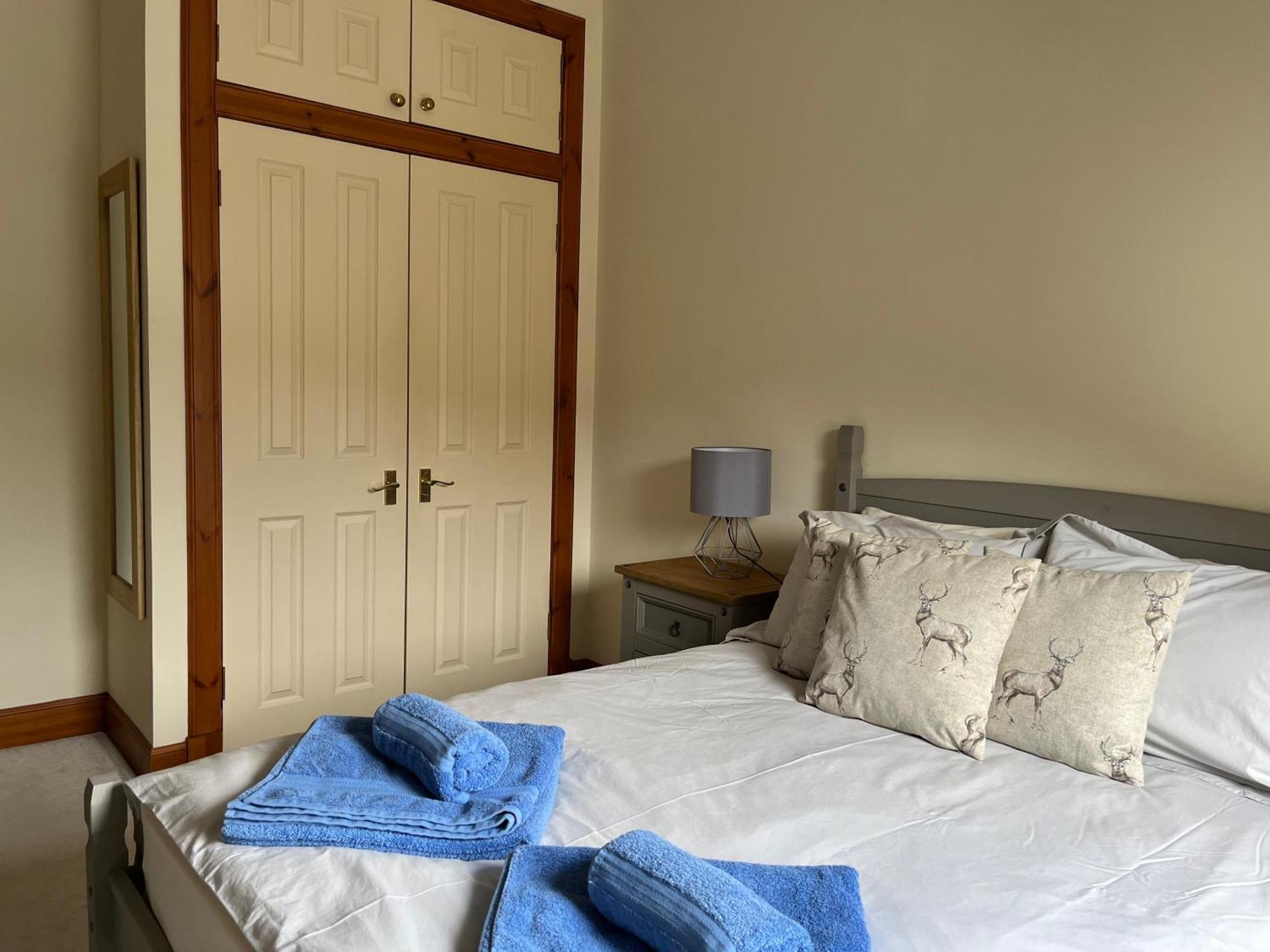 דאנקלד Lairds And Keepers Apartments מראה חיצוני תמונה